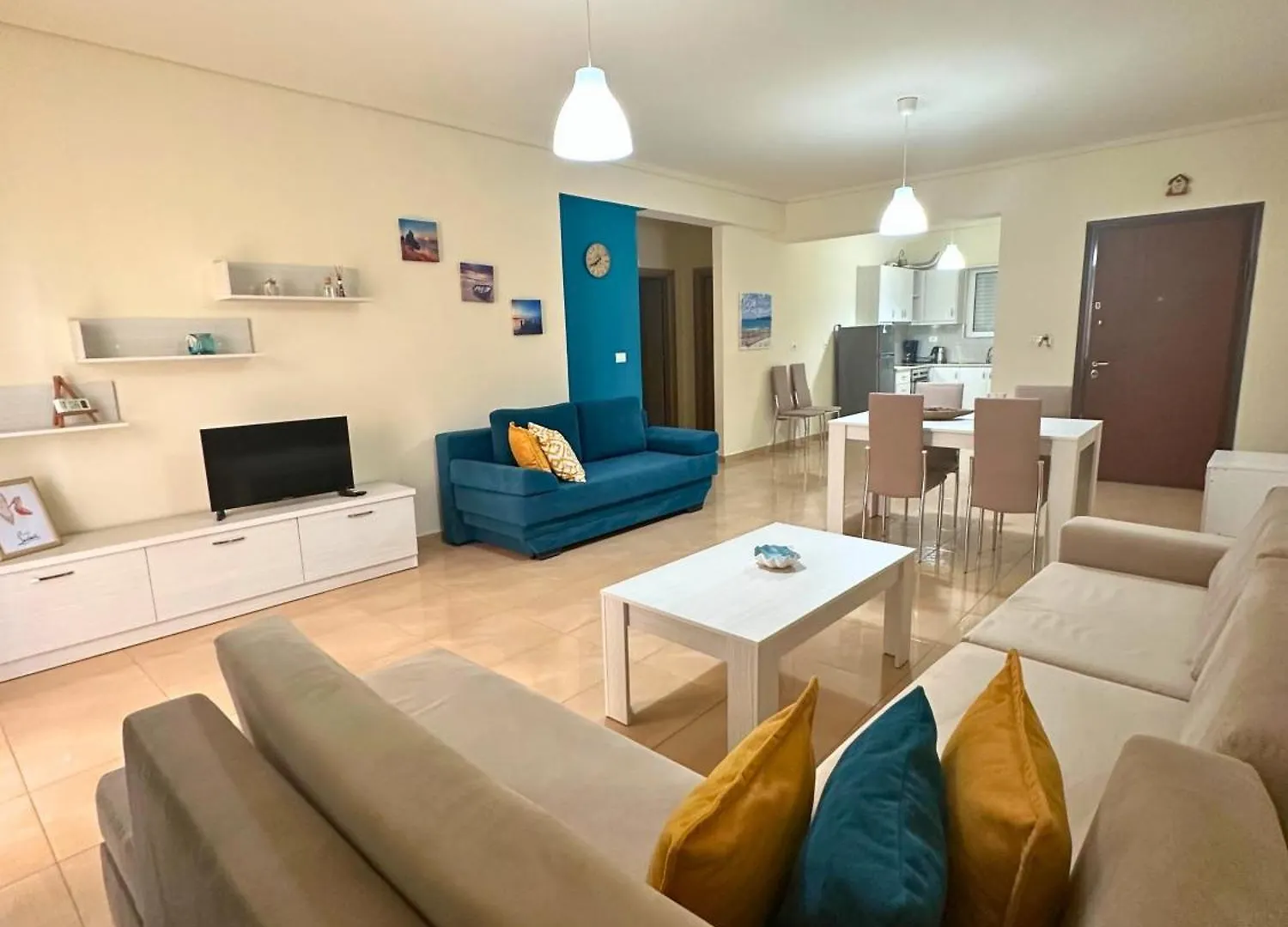 Aquatic Apartments Sarandë